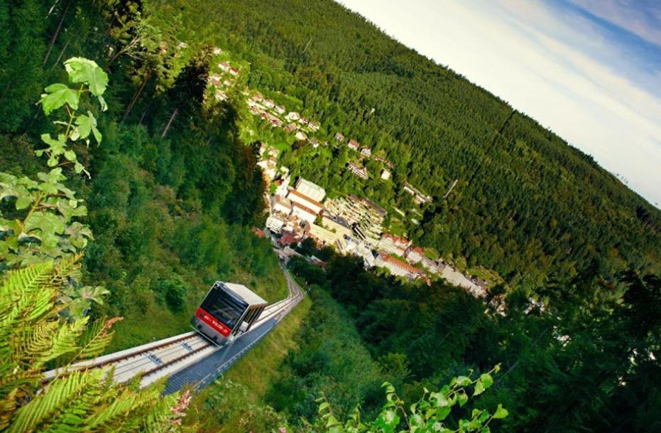 Ferienwohnung am Enzufer mit Balkon in Bad Wildbad im Schwarzwald Exterior foto